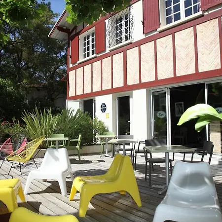 La Paloma סורטס הוסגור